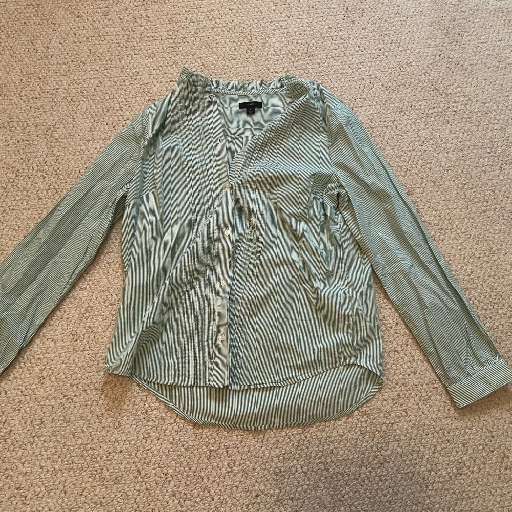 Green Striped Boyfriend Button Up Shirt Size: Medium